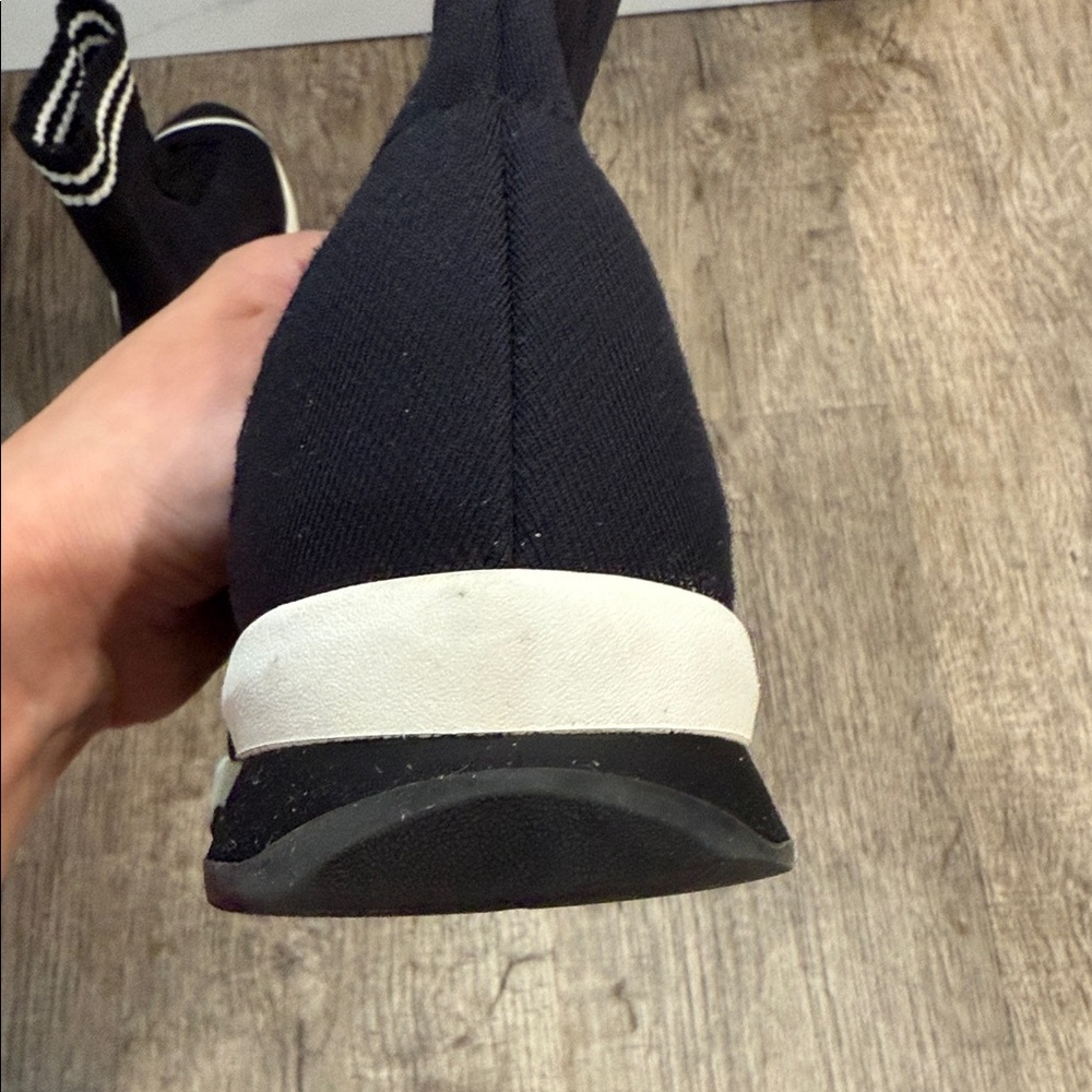 Fendi Black and White High-Top Sock Sneakers - Picture 9 of 13